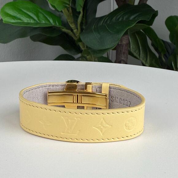 💎✨ Authentic Louis Vuitton Wish Bracelet Cream - Picture 2 of 2